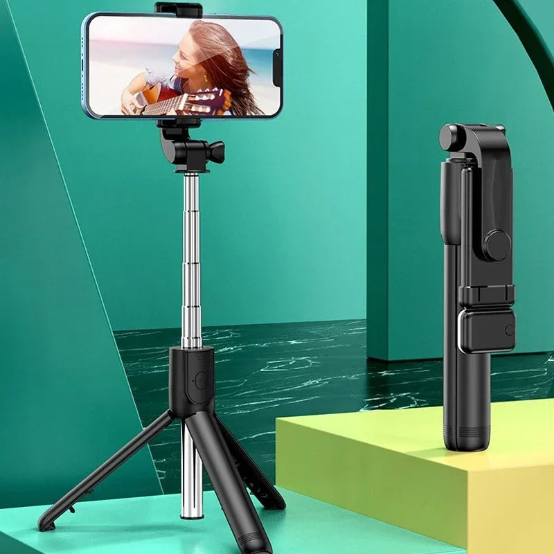 Bluetooth Remote Extendable Phone Tripod Wireless Selfie Stick Tripod Stand for iPhone 15 Samsuing  Phone Tiktok Live Streaming